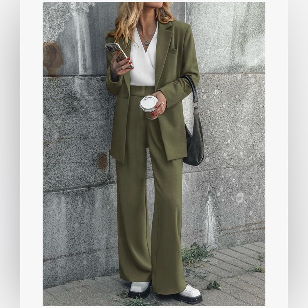 Hunter Green - Women’s Suit